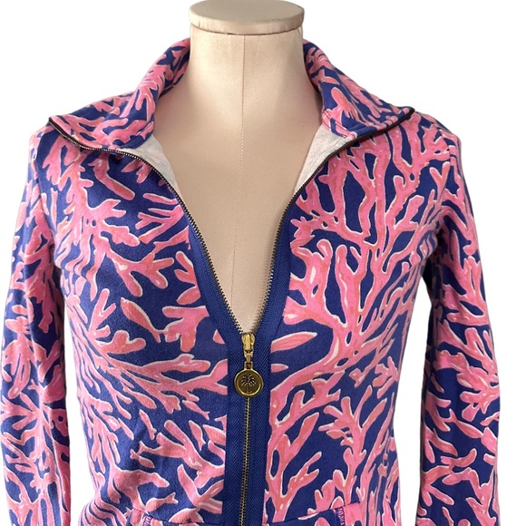 Lilly Pulitzer jacket I’m size XXS. Zippered front. 2 pockets. Lilly hardware - Picture 5 of 15